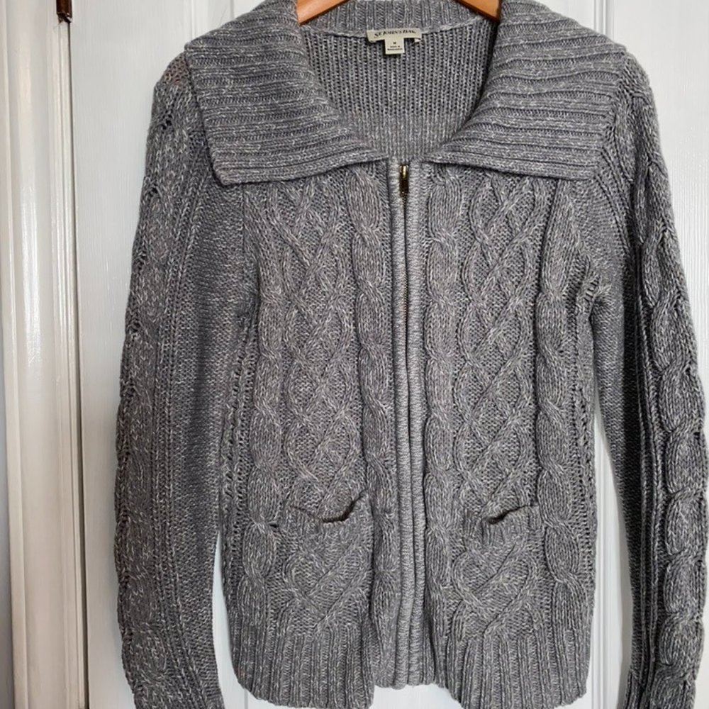 St Johns Bay Grey zippered sweater with pockets